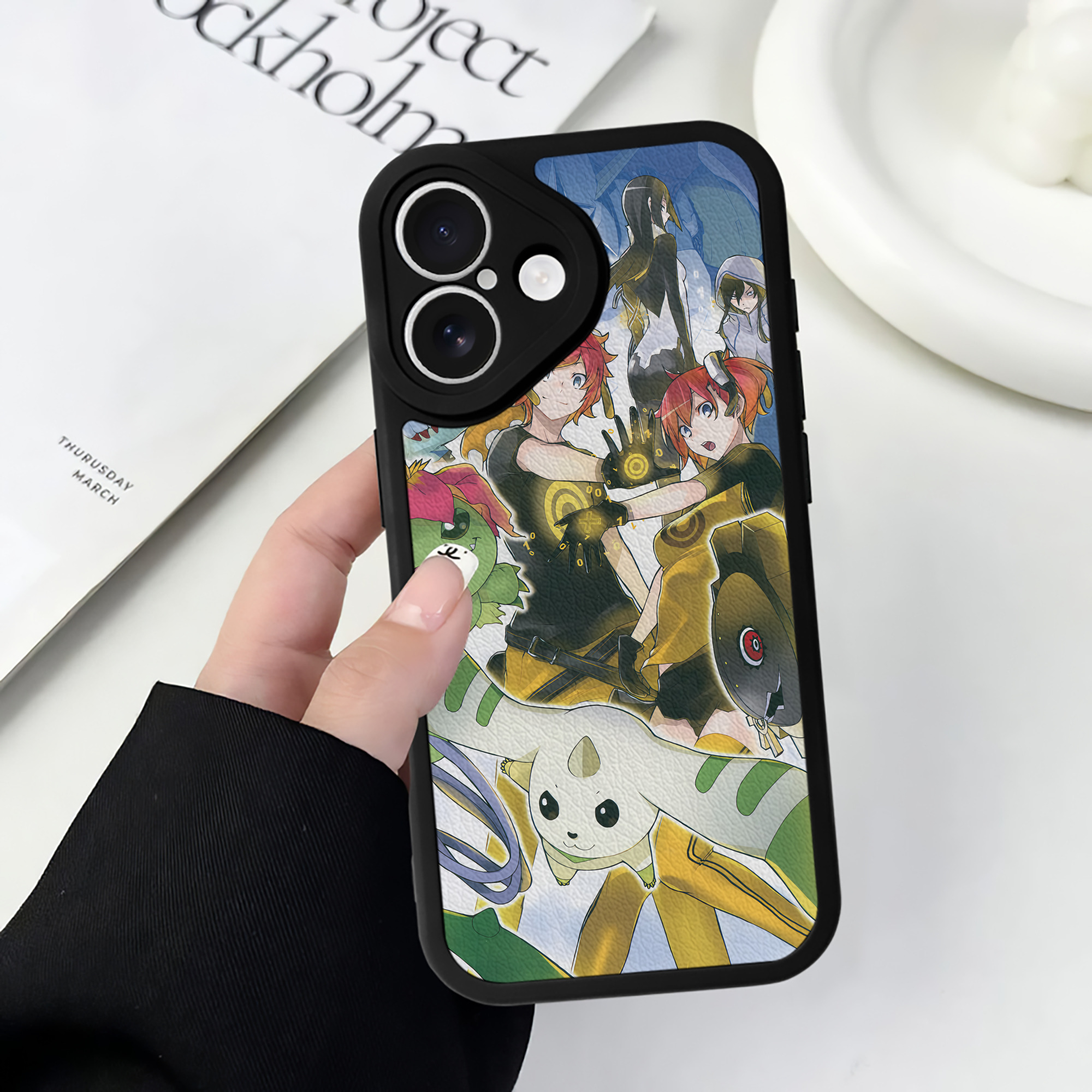 （画像用） Digimon デジタルモンスター/デジモン 【iPhone 16シリーズ対応】シリコンスマホケース（レザー調） 材質：シリコン